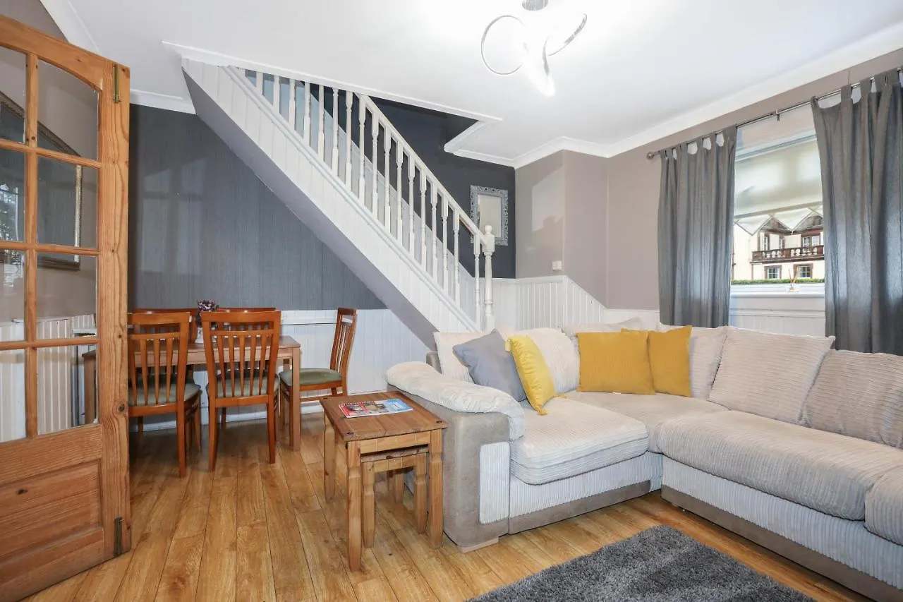 Mystayinn Elegant Edinburgh Guest House - Excellent Location - Free Parking - Five Star Amenities