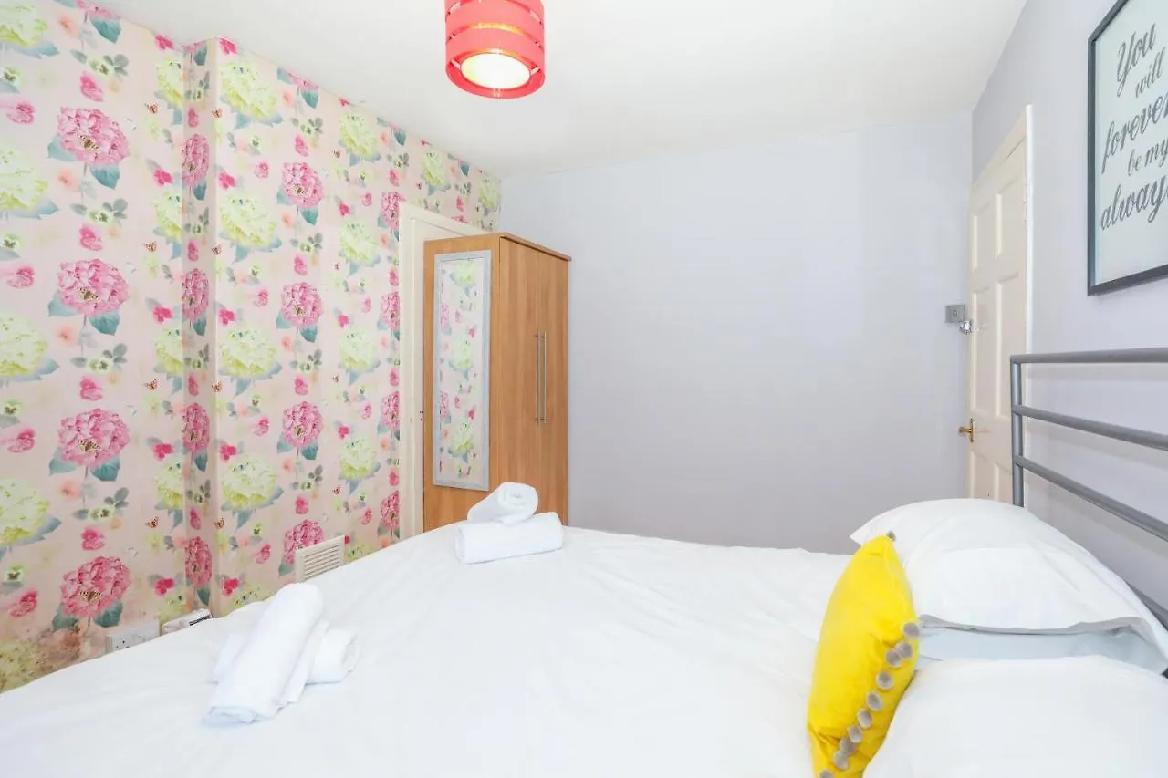 Mystayinn Elegant Edinburgh Guest House - Excellent Location - Free Parking - Five Star Amenities United Kingdom