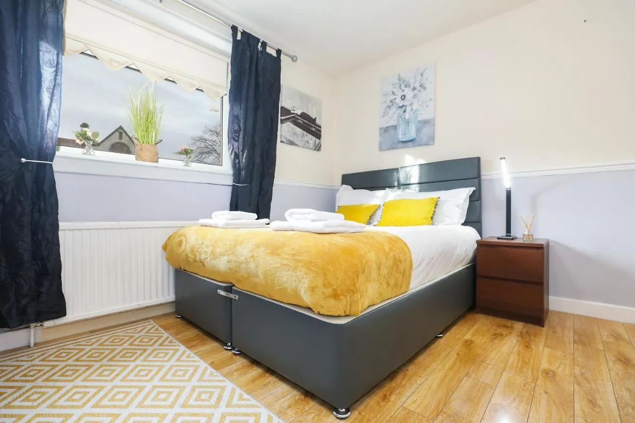 Mystayinn Elegant Edinburgh Guest House - Excellent Location - Free Parking - Five Star Amenities