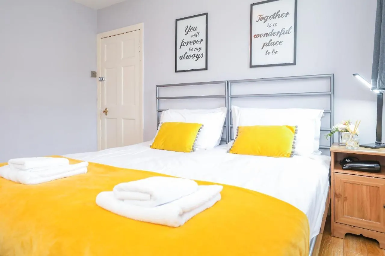 Mystayinn Elegant Edinburgh Guest House - Excellent Location - Free Parking - Five Star Amenities