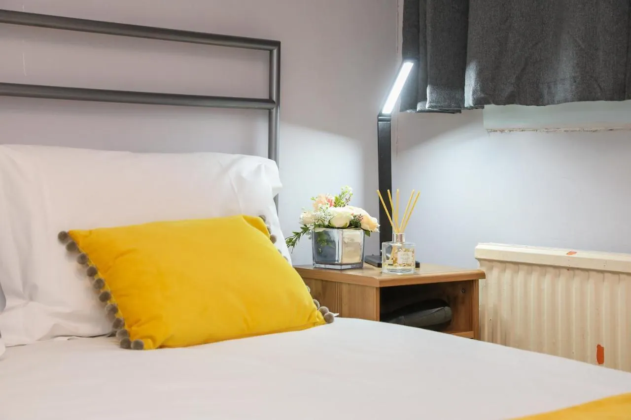 Mystayinn Elegant Edinburgh Guest House - Excellent Location - Free Parking - Five Star Amenities United Kingdom