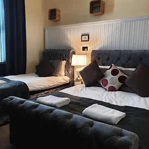 Dundee Terrace - Rooms In The City Guest house