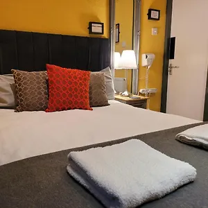 The - No 8 Guest house