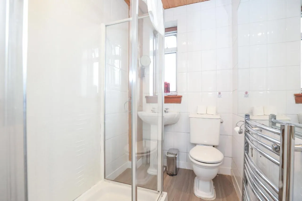 Mystayinn Elegant Edinburgh Guest House - Excellent Location - Free Parking - Five Star Amenities 0*,